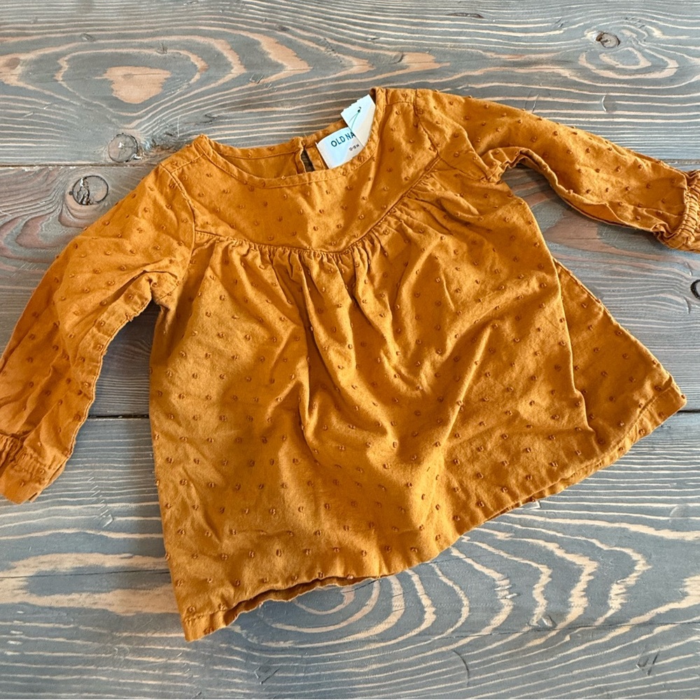 Old Navy Girls Mustard Top